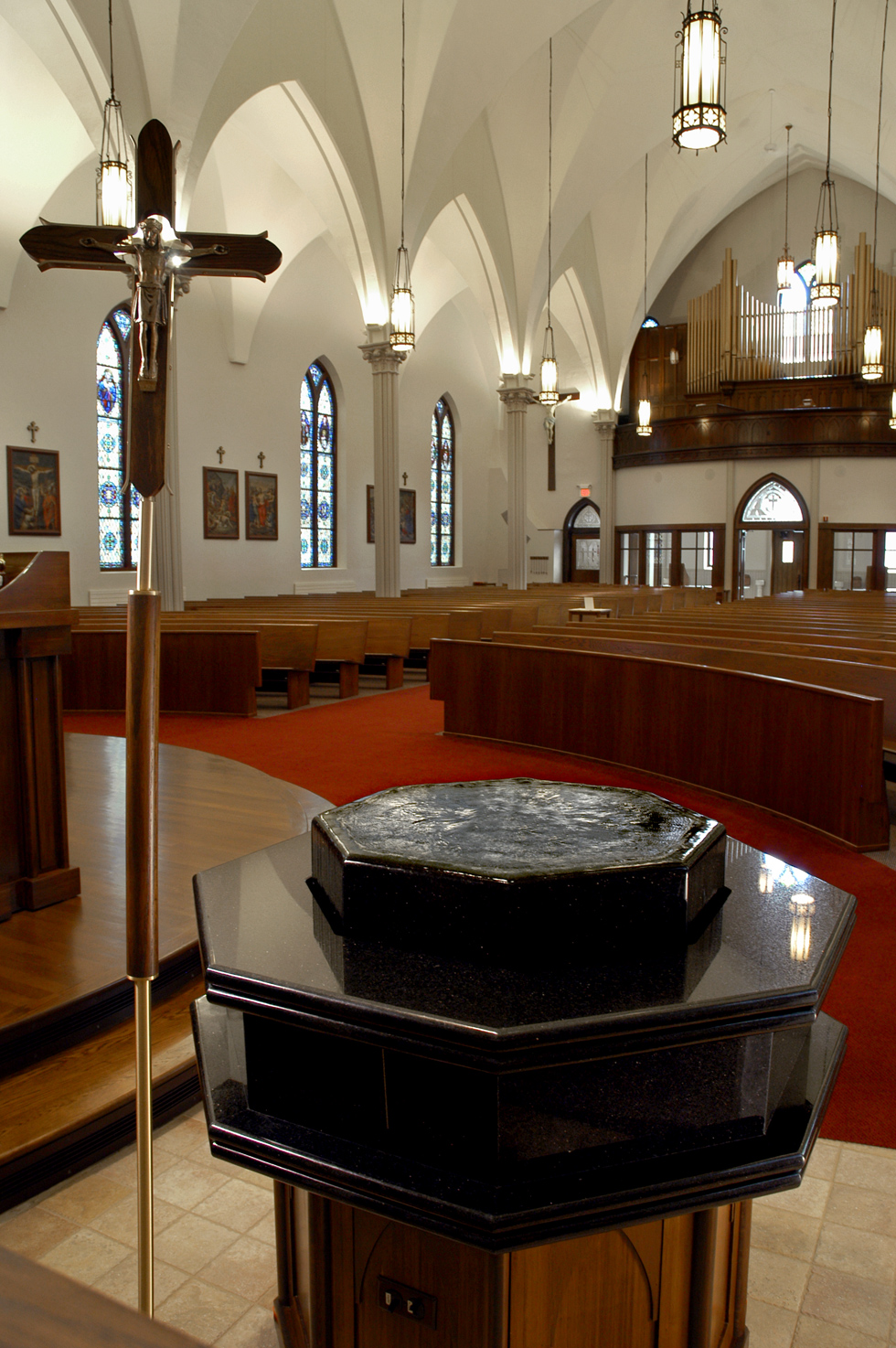 Negative Edge Baptismal Bowl, St. Mary's. Design by Annie Warner.